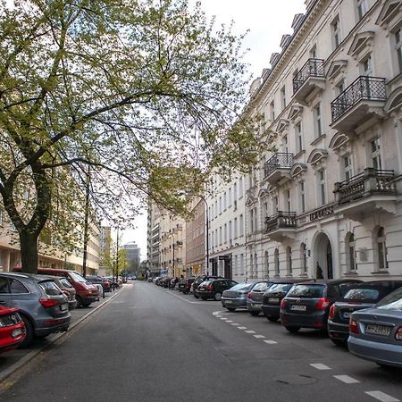 Warszawa, Centrum, Wiejska 15, Kamienica Daire Dış mekan fotoğraf