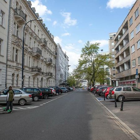Warszawa, Centrum, Wiejska 15, Kamienica Daire Dış mekan fotoğraf